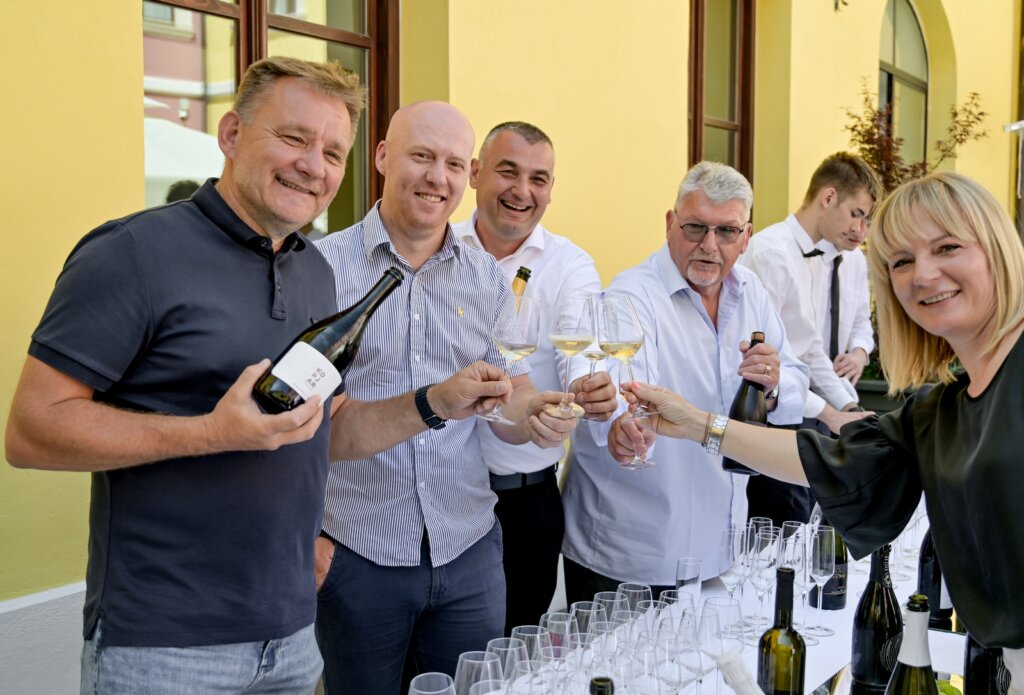 Decanter Vina Vz Zupanija 2025 (1)