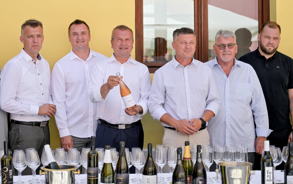 [FOTO] Vinari iz Varaždinske županije osvojili rekordne 44 medalje na Decanteru u Londonu