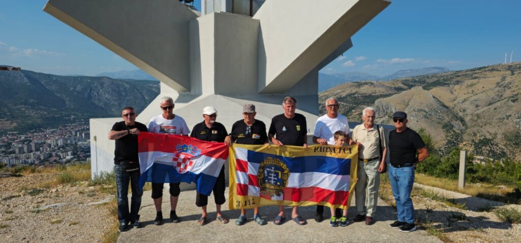 E7ec9c06 2389 476f 805a A8d0b1a93deb