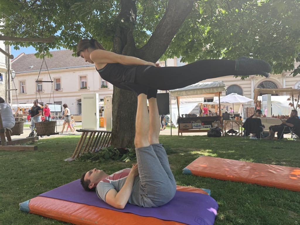 Ec251255 38fc 4e90 B771 A06df6eac1d0