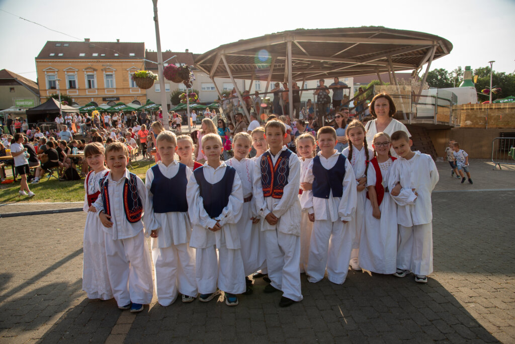 Malo Spravišće 5304 (82)