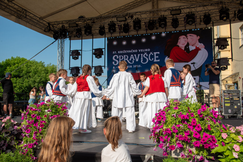 Malo Spravišće 5304 (90)