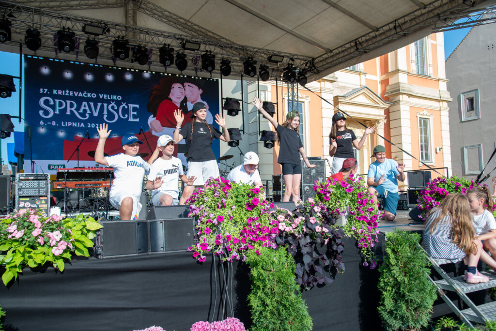 Malo Spravišće 5304 (98)