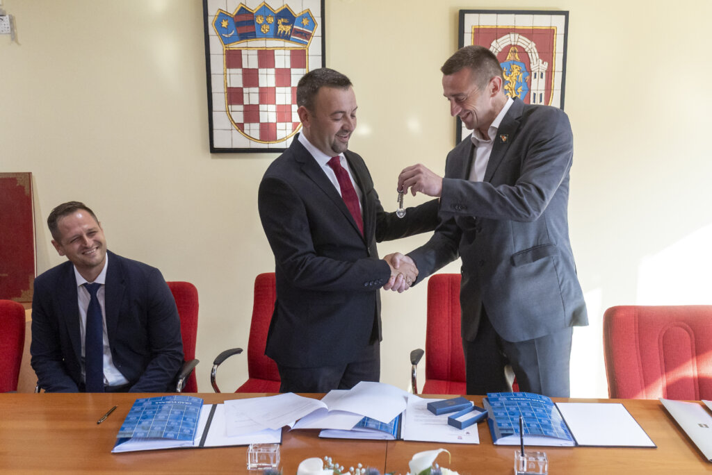 Marijan Pavliček Preuzeo Dužnost Gradonačelnika Vukovara