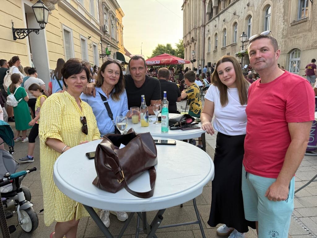 Raspjevani Prozori (7)