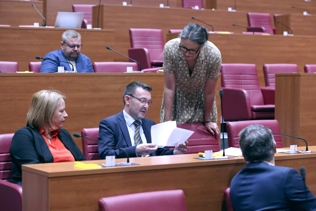 Sabor: Redom odbijeni amandmani SDP-a na zakon o prostornom uređenju