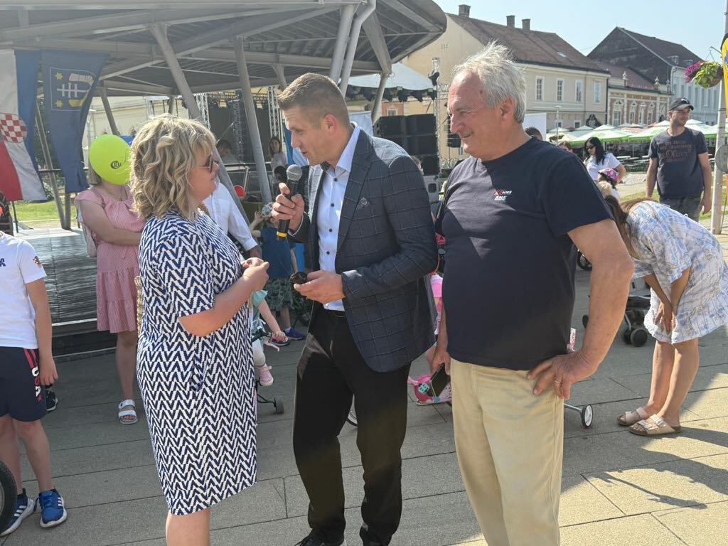 Sigurno I Vješto U Prometu (19)