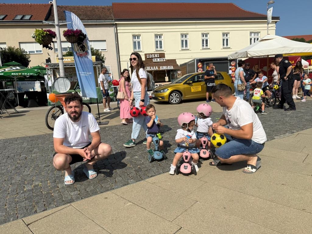 Sigurno I Vješto U Prometu (8)