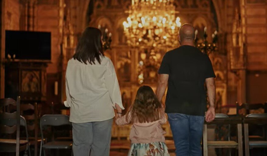 [VIDEO] Zajednica Ruah Adonai Zagreb snimila je pjesmu “Miljenik neba” u kojoj su sudjelovali križevački udomiteljski bračni bar Palić