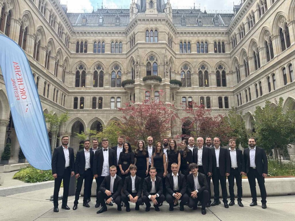 524353453 1361852212368173 8205889644799434379 N