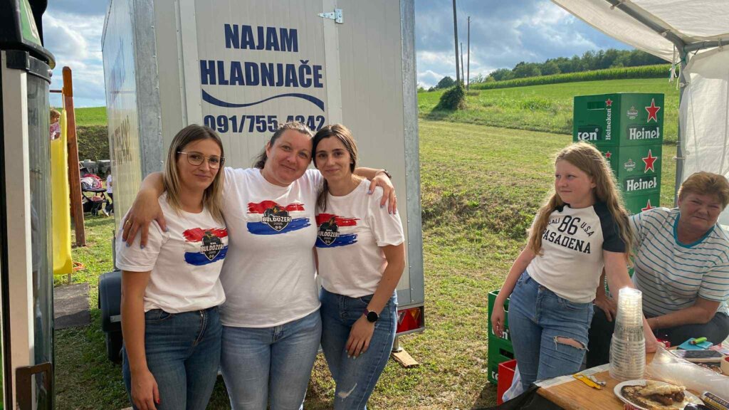 64028ce7 2908 486f Bc19 6121c85b958f