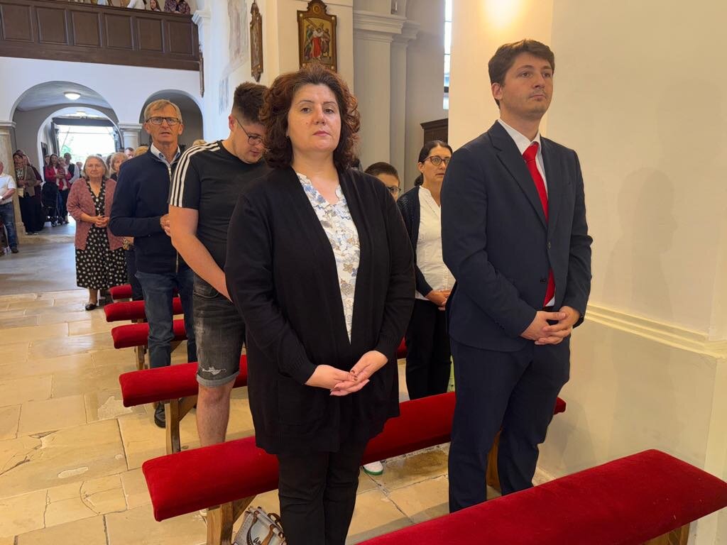 6d5951b7 Ae96 4c26 Baed 2f94acab1c3b