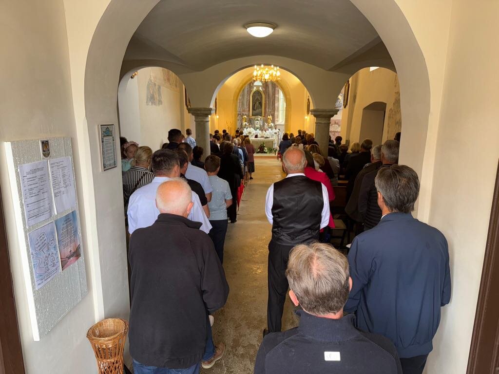 79e06df9 3688 4e05 B2cb 5ff4e54df5b2