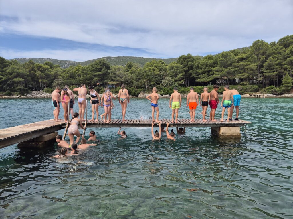 8384fdbc E1c6 46cf A496 61f0656277cb