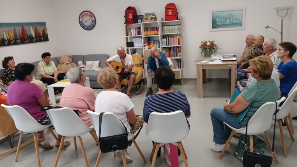 8ee28743 57a6 45ba A8a2 68c4f8b46f56