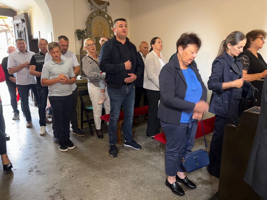 8ee487d3 Fe15 4d0f B7ee 0640e2efe908 (1)