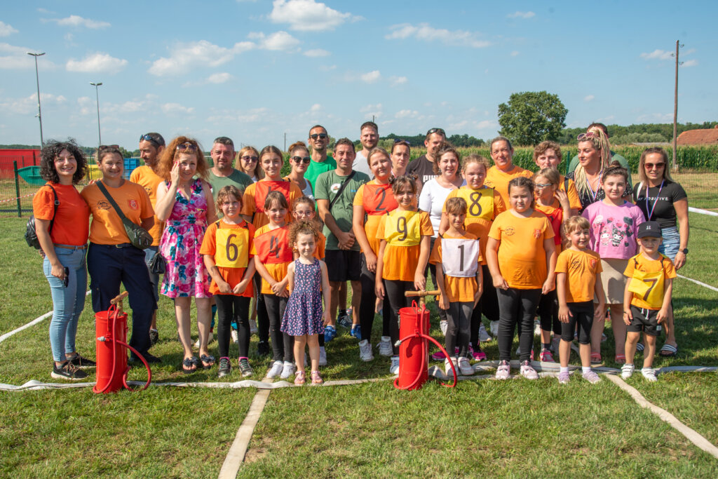 [FOTO/VIDEO] Mali vatrogasci DVD-a Kabal održali pokaznu vježbu