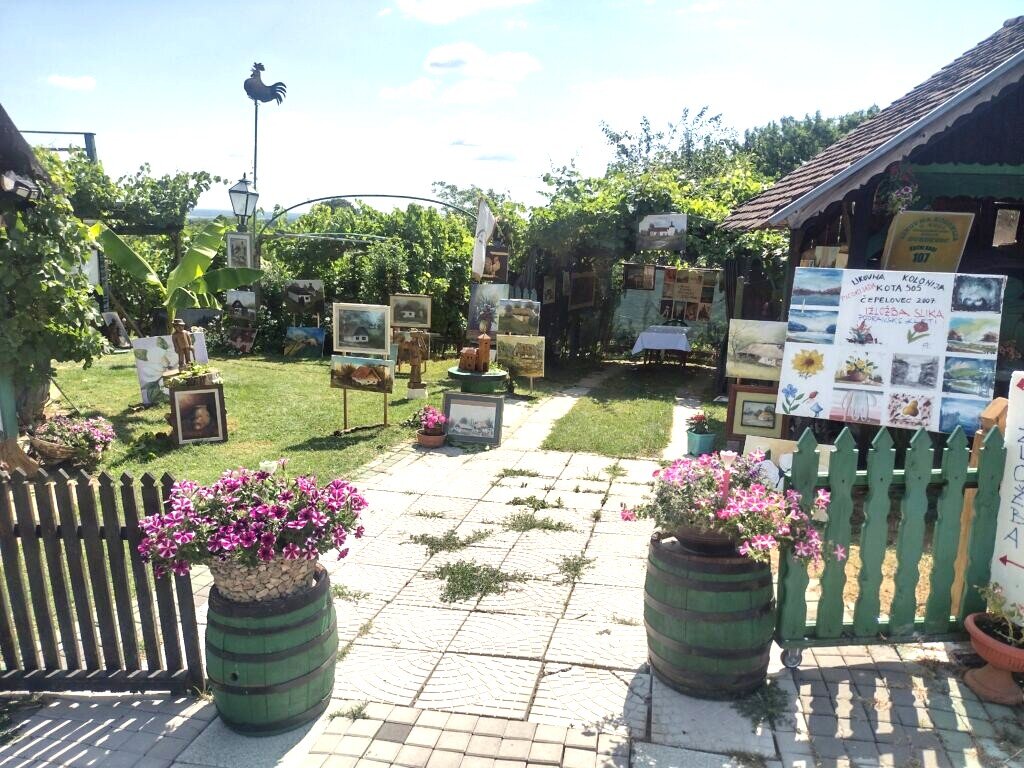 Izložba starih podravskih klijeti na Koti 505