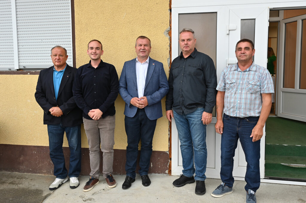 Nk Poljoprivrednik (6)