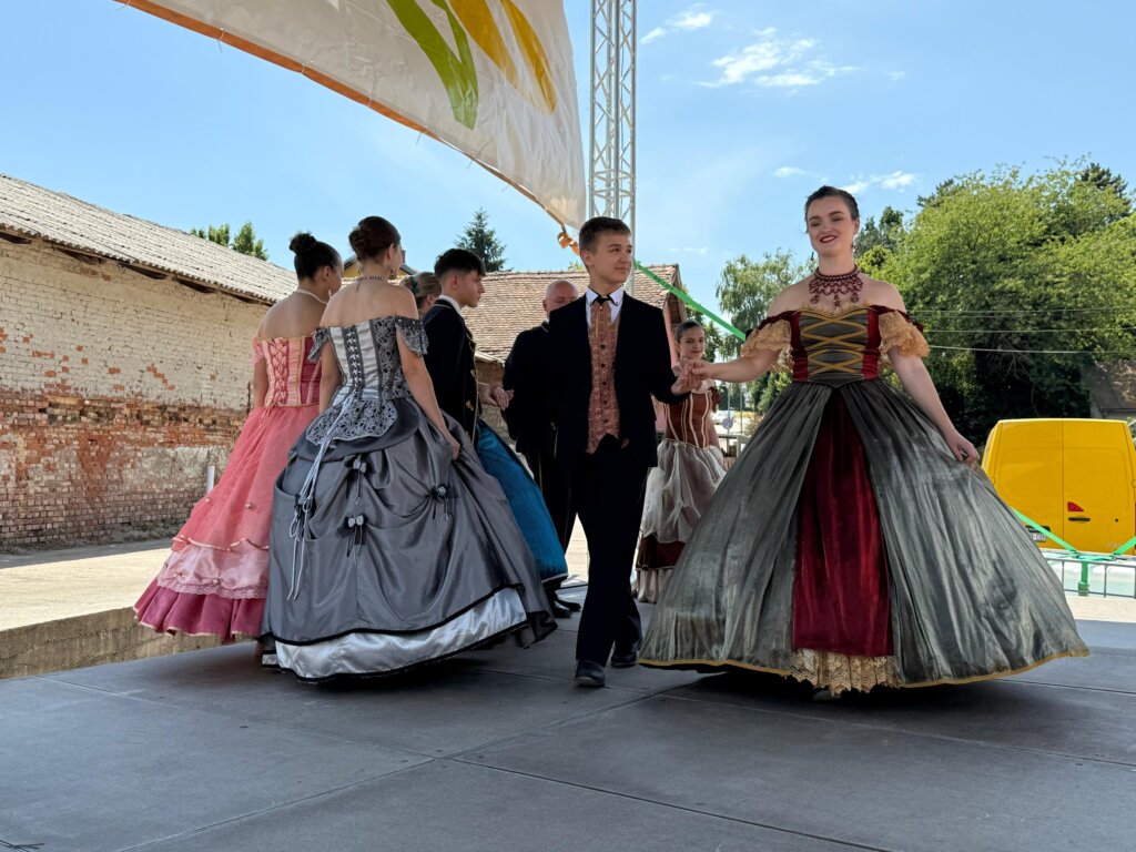 Photo 2025 07 13 14 32 49(1)