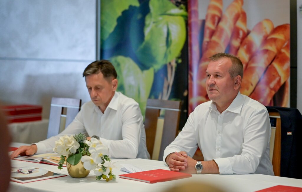 Predstavljanje Kuharice (10)