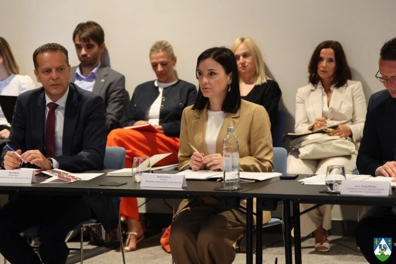 Whatsapp Image 2025 07 15 At 11.12.22 2 800x800 Equal