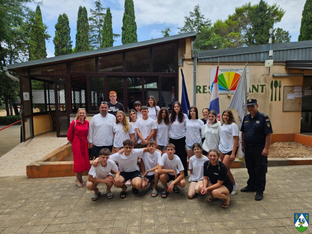 [FOTO] Župan Golubić sa suradnicima obišao Kamp vatrogasne mladeži u Fažani