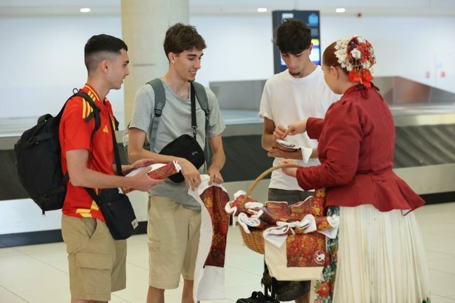 Foto Tzzz Mzlz 1.jpg 648x432 Q85 Subsampling 2