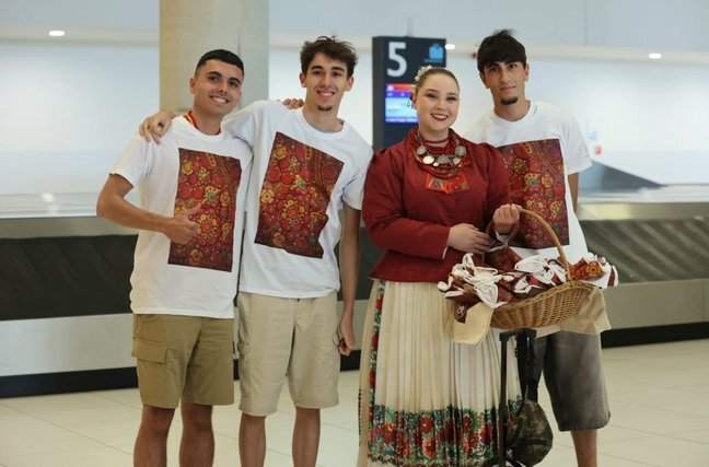 Foto Tzzz Mzlz 4.jpg 648x432 Q85 Subsampling 2