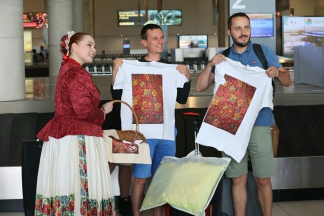 Foto Tzzz Mzlz 7.jpg 648x432 Q85 Subsampling 2