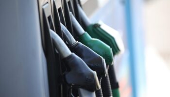 Zagreb: Vlada Rh Više Neće Određivati Cijene Goriva