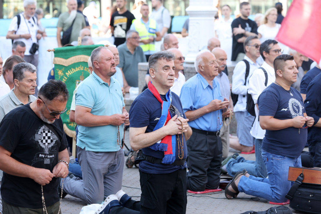 Molitelji na Jelačićevom trgu i ove prve subote u mjesecu