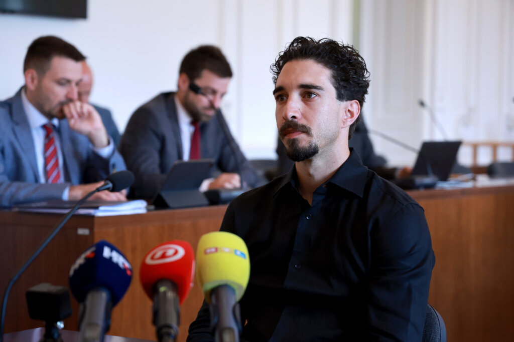 Osijek: Šime I Mladen Vrsaljko Svjedočili Na Suđenju Braći Mamić I Ostalima