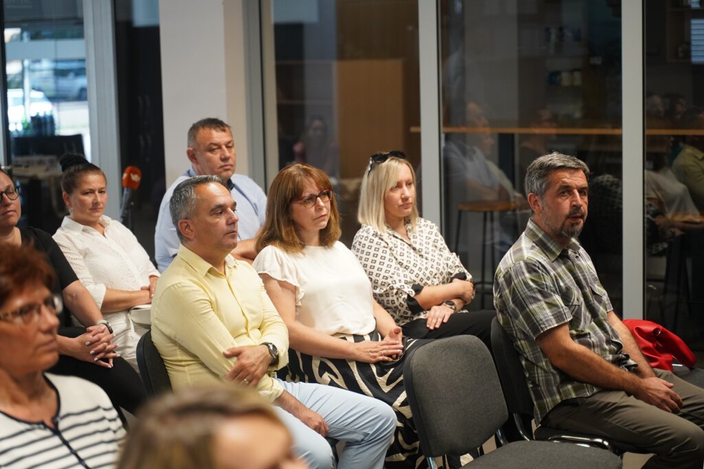 Zavrsna Konferencija Enter Lk (11)