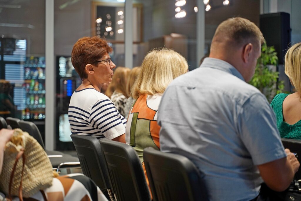 Zavrsna Konferencija Enter Lk (2)