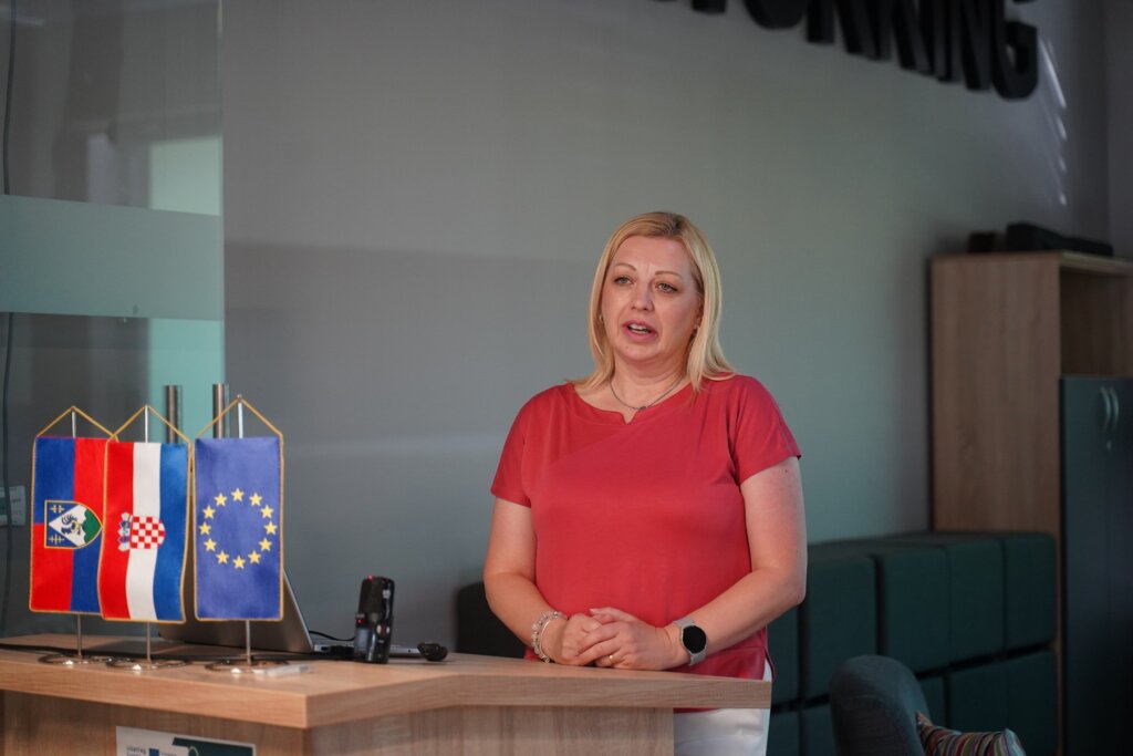 Zavrsna Konferencija Enter Lk (31)