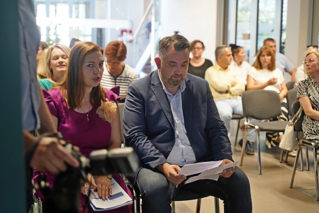 Zavrsna Konferencija Enter Lk (4)