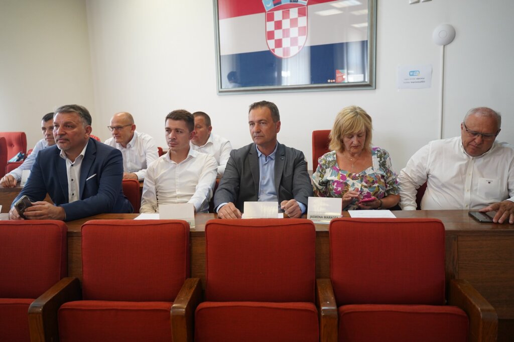 Zupanijska Skupstina Lk (1)