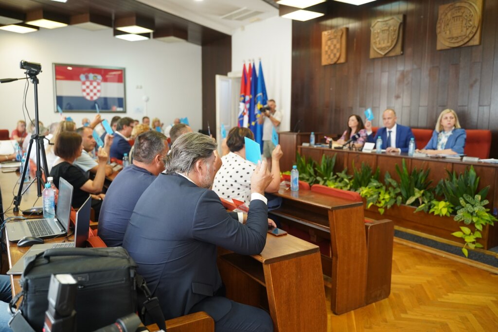 Zupanijska Skupstina Lk (12)