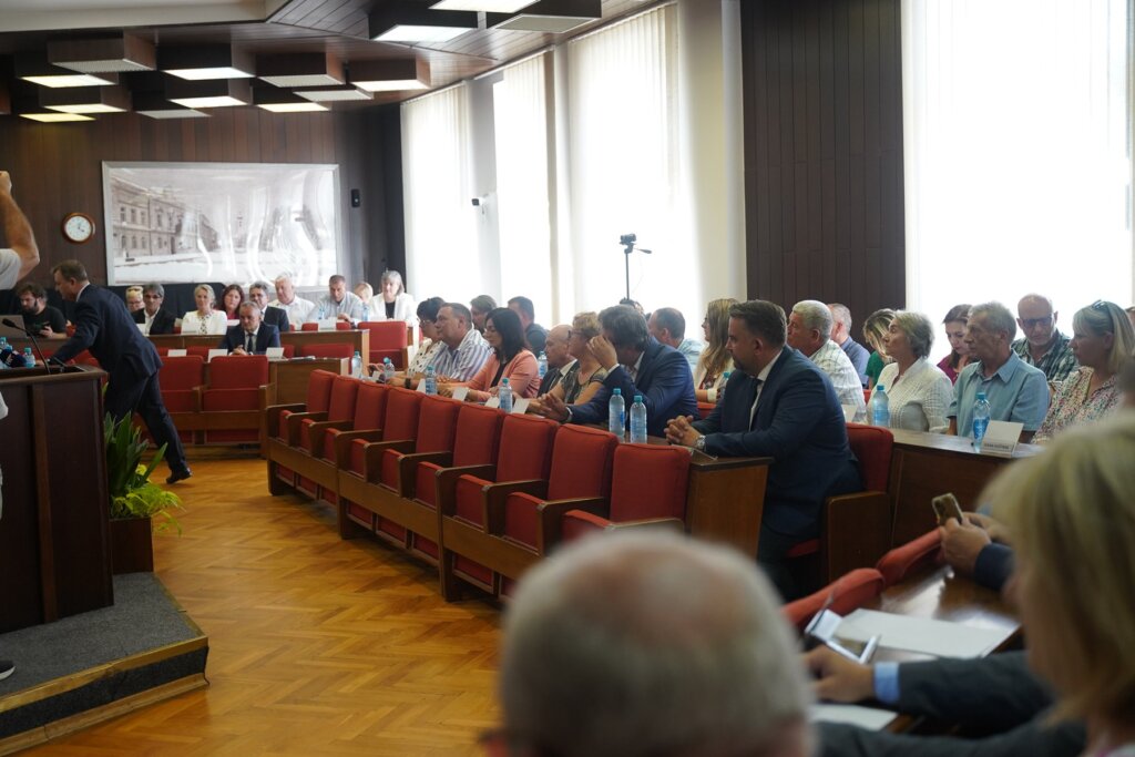 Zupanijska Skupstina Lk (2)