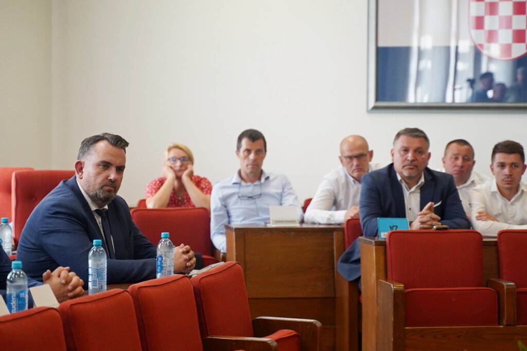 Zupanijska Skupstina Lk (26)