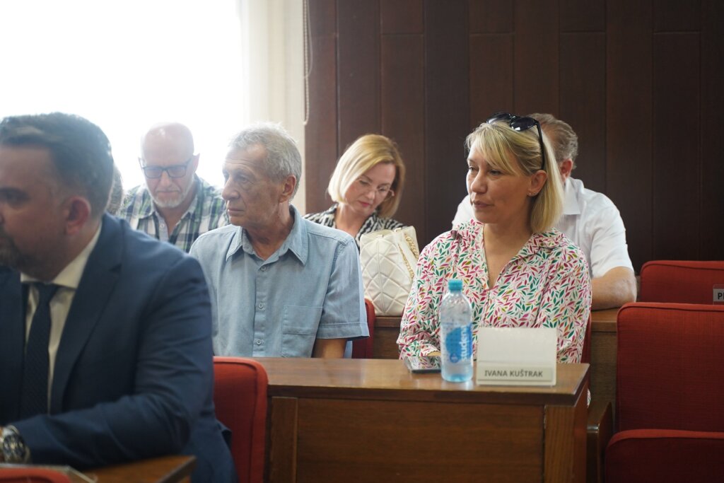 Zupanijska Skupstina Lk (3)