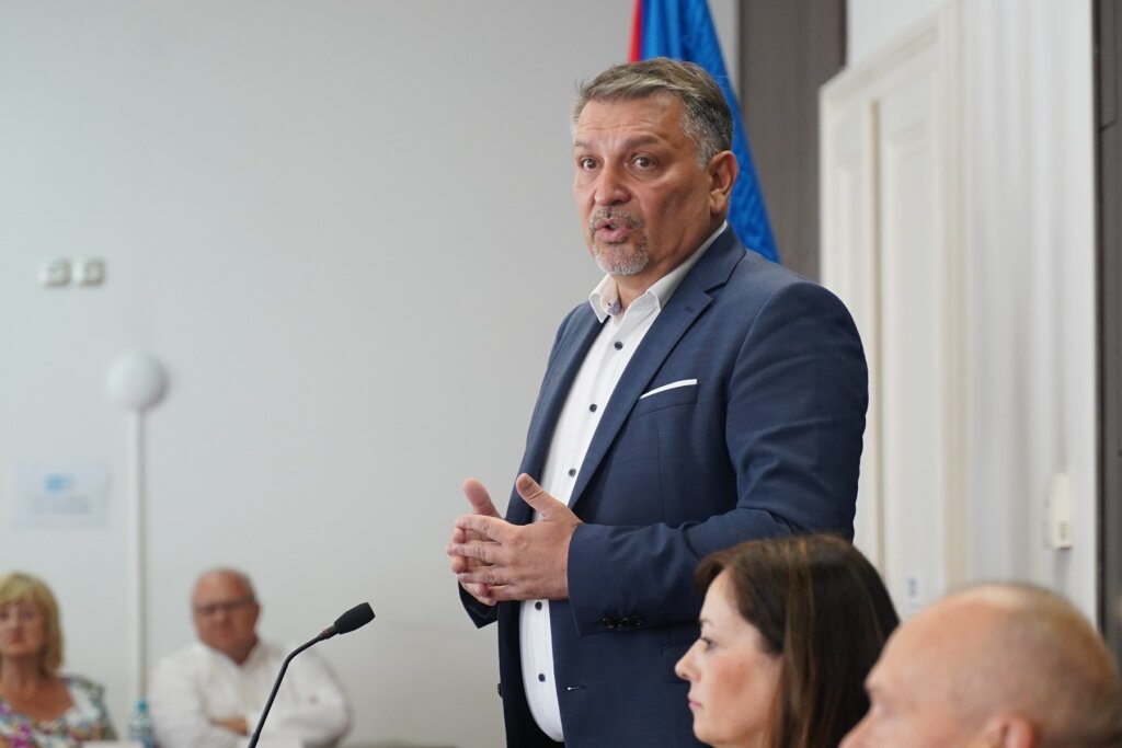 Zupanijska Skupstina Lk (34)