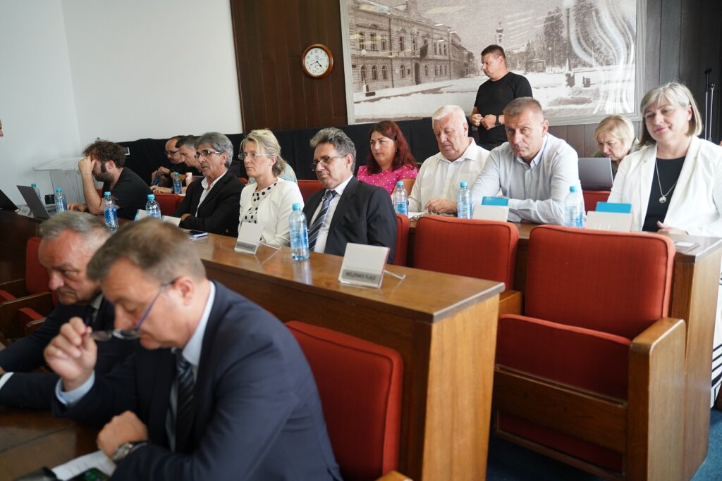 Zupanijska Skupstina Lk (48)