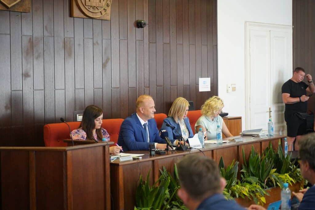 Zupanijska Skupstina Lk (5)