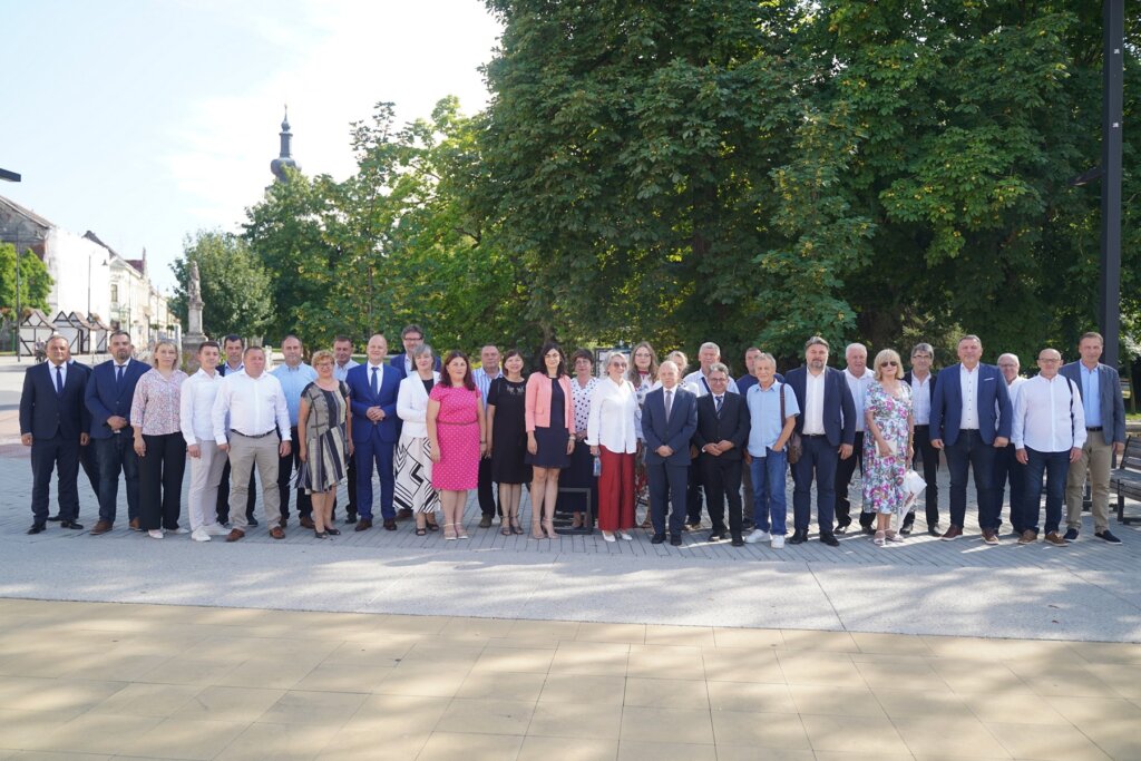 Zupanijska Skupstina Lk (51)