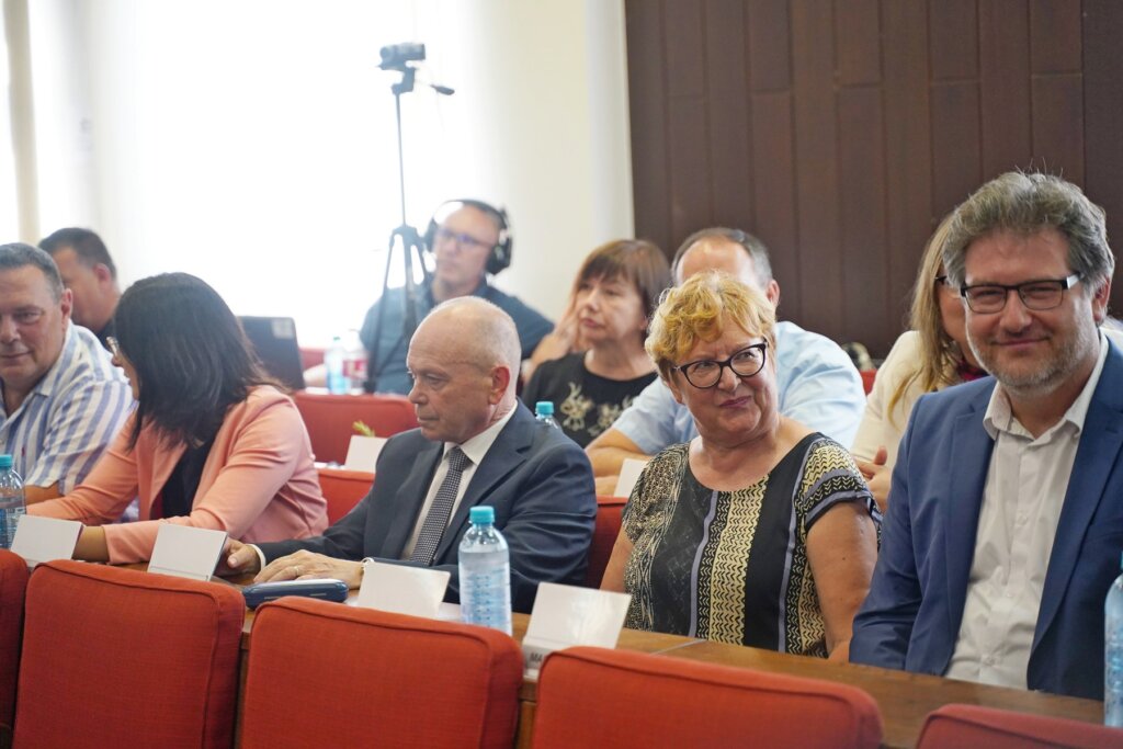 Zupanijska Skupstina Lk (54)