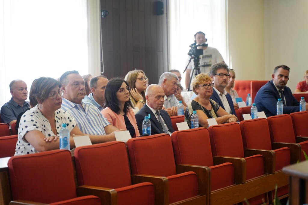 Zupanijska Skupstina Lk (8)