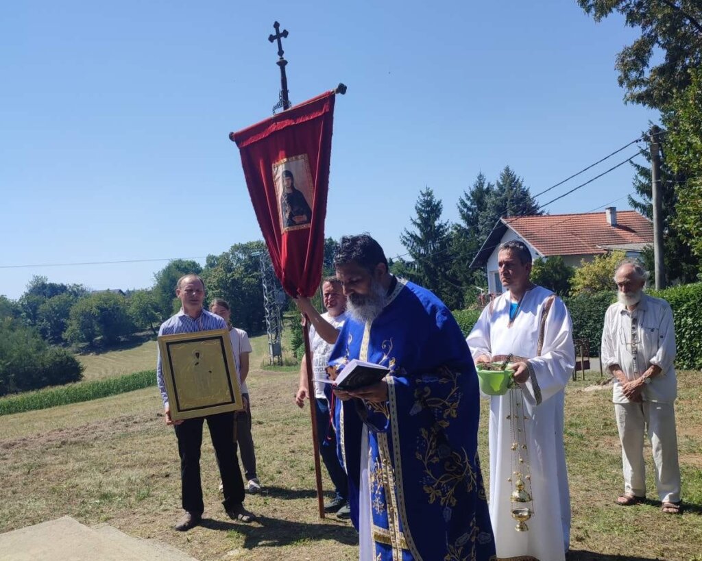 [FOTO/VIDEO] Održana proslava sv. mučenice Paraskeve Rimljanke, zaštitnice pravoslavnog hrama u Salniku