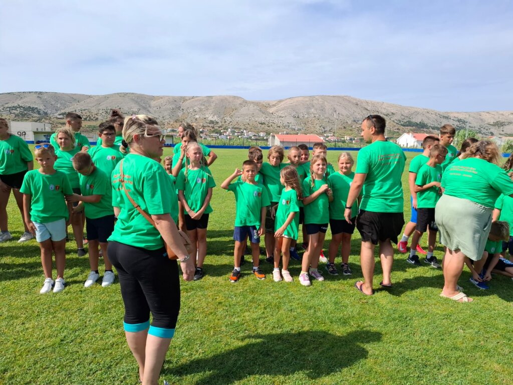 2805b49f 4b69 4d9c B419 026f97bfe077